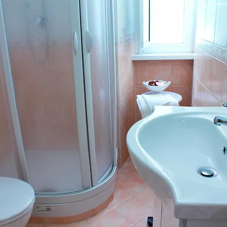 Pop House Apartment